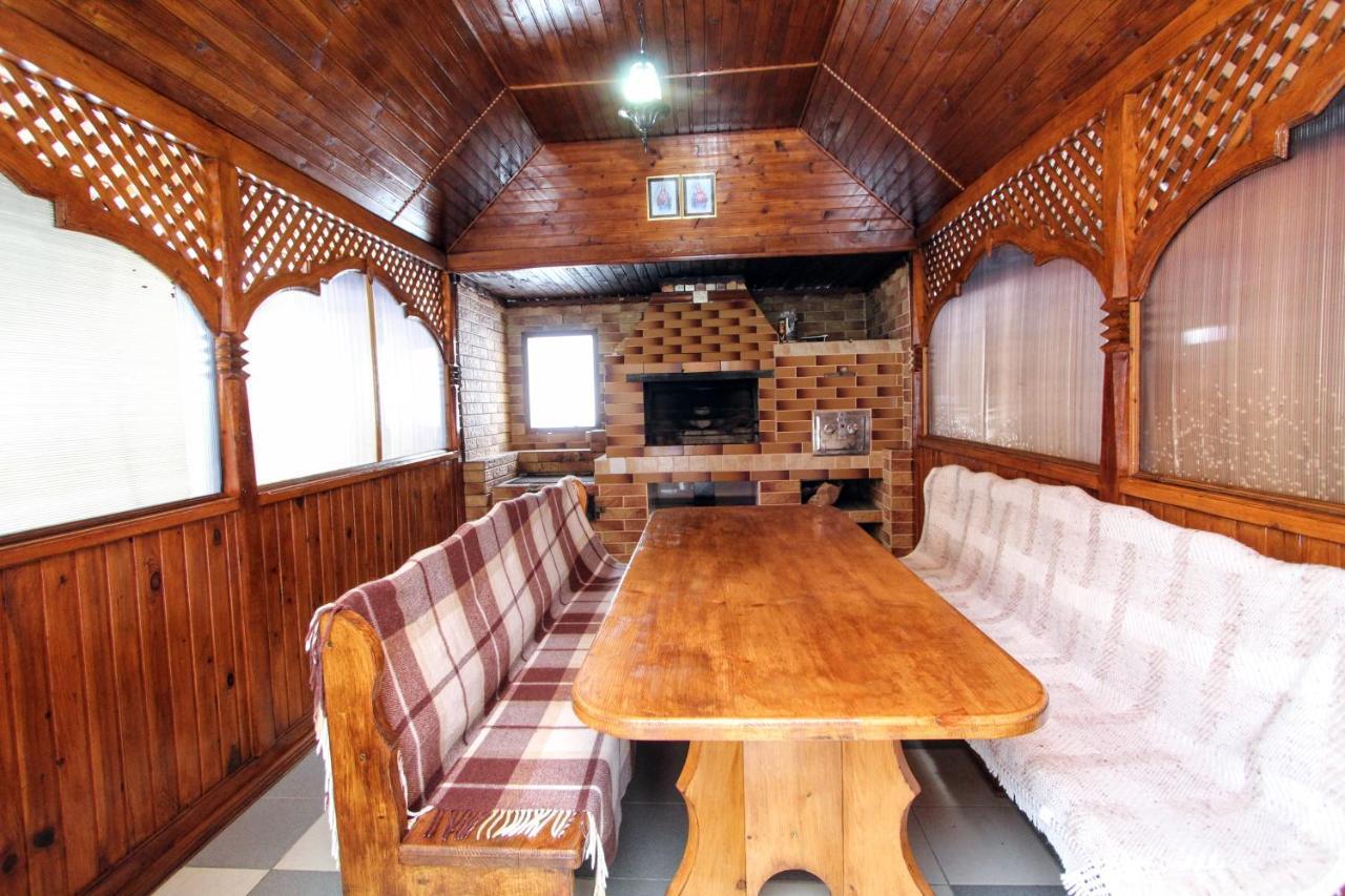 Cottage "Kliverent" Яремче Екстериор снимка